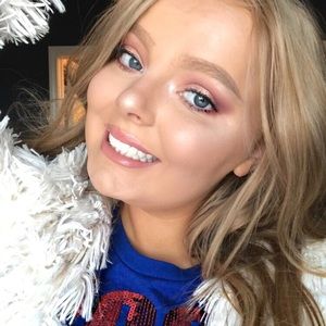 Meet your Posher, Mel